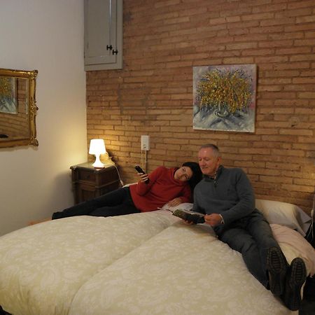 Hostal Cal Pla Sant Llorenc Savall Екстер'єр фото