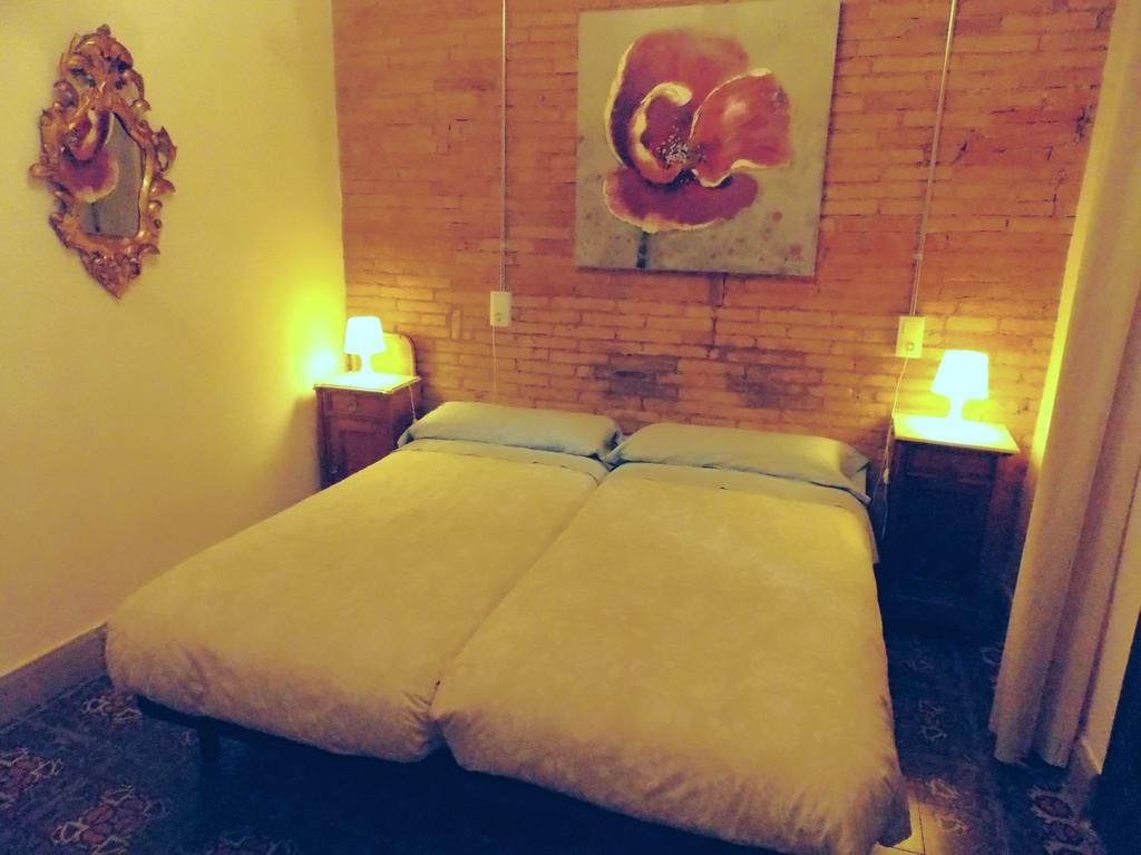 Hostal Cal Pla Sant Llorenc Savall Номер фото