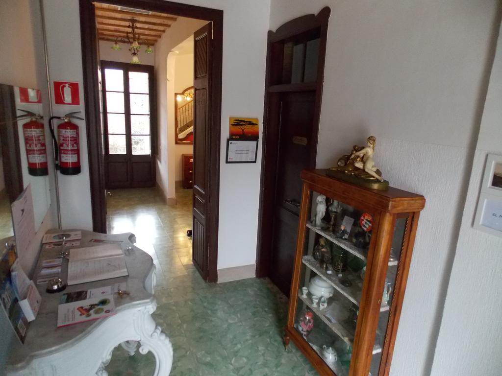 Hostal Cal Pla Sant Llorenc Savall Екстер'єр фото